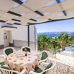 Hundefreundliches Nur 500 Meter Zum Mit Meerblick, Garten, Grill Apartamento Povile